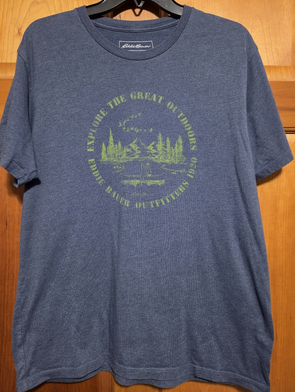 Eddie Bauer Graphic Short Sleeve Tee Size Medium